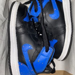 Jordan 1 MID